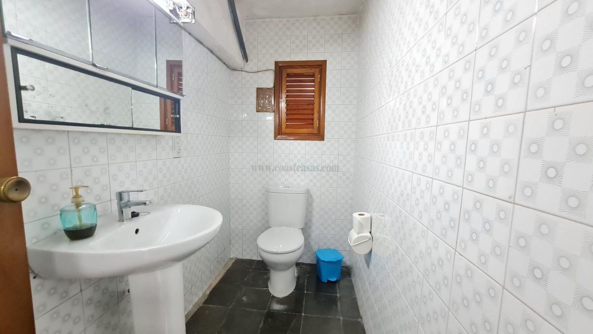 Venta de villa en Elda