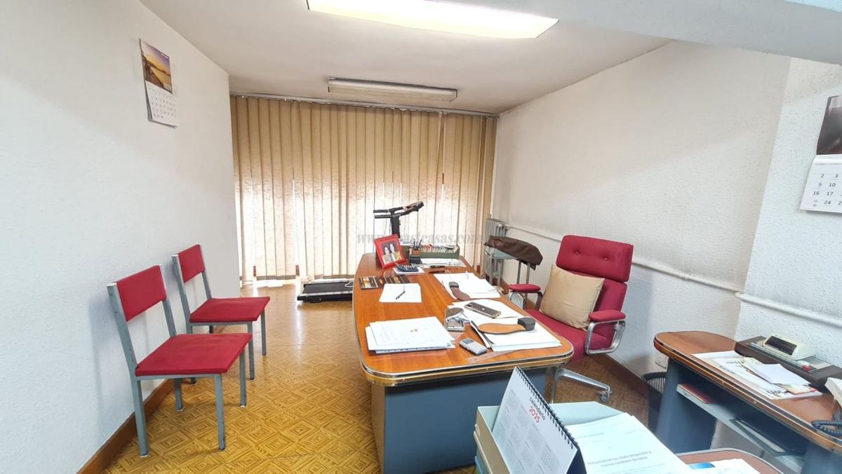Venta de villa en Elda