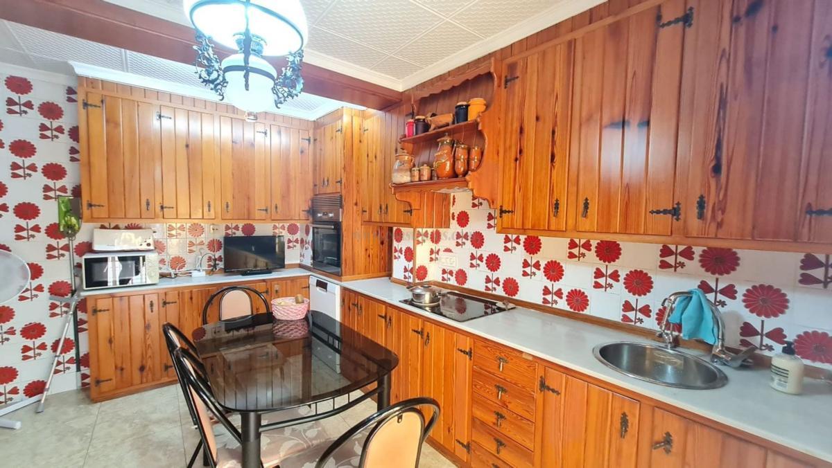 Venta de villa en Elda
