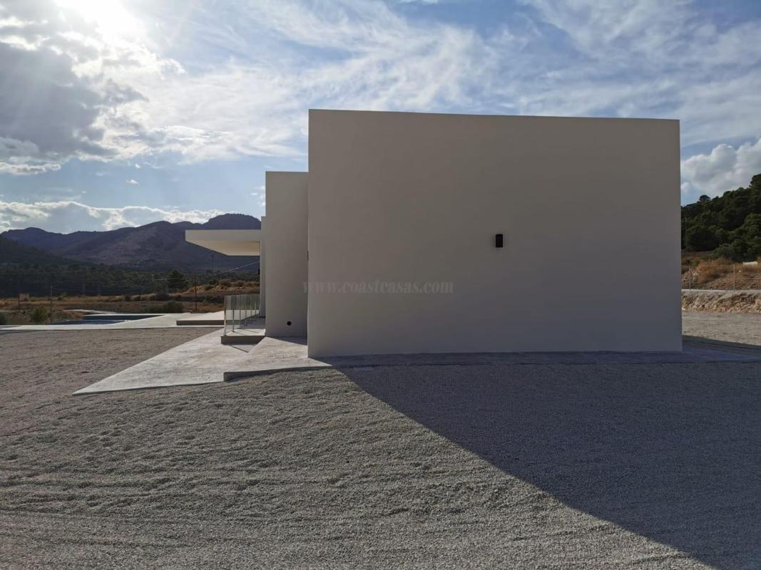 Venta de villa en Pinoso