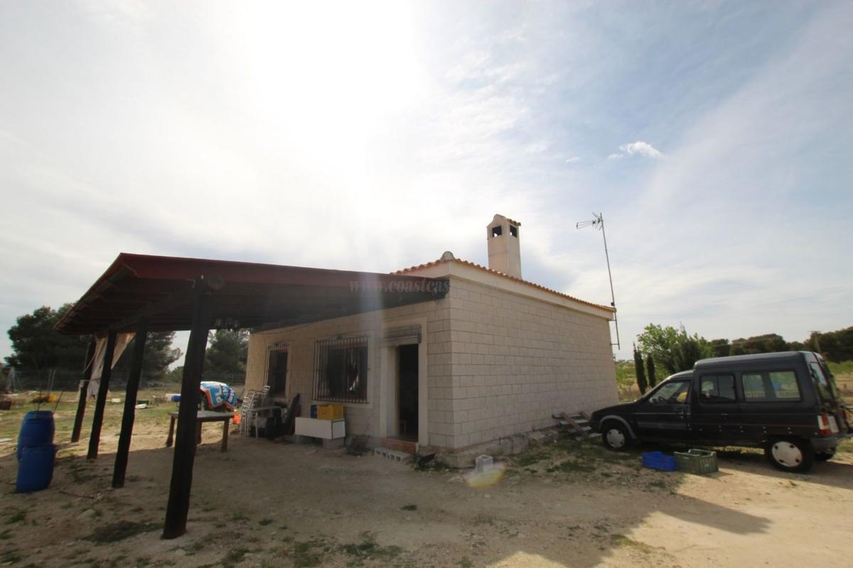 Venta de villa en Monovar