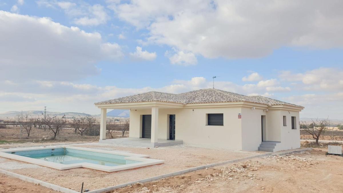 Venta de villa en Pinoso