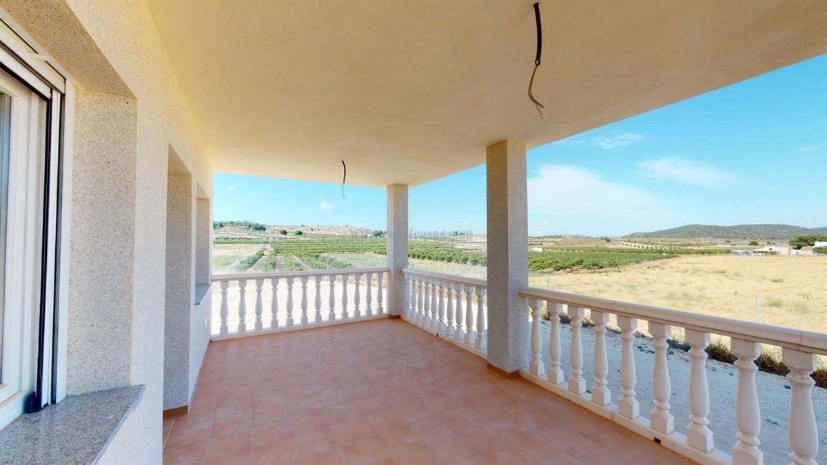 Venta de villa en Pinoso