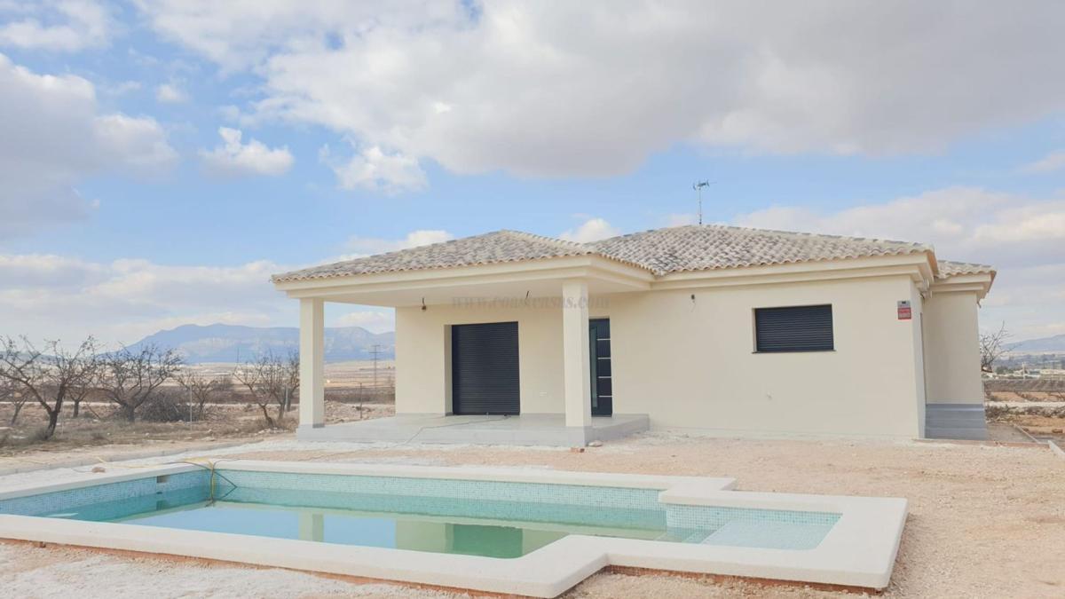 Venta de villa en Pinoso