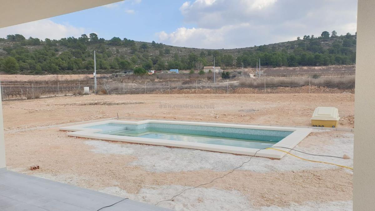 Venta de villa en Pinoso