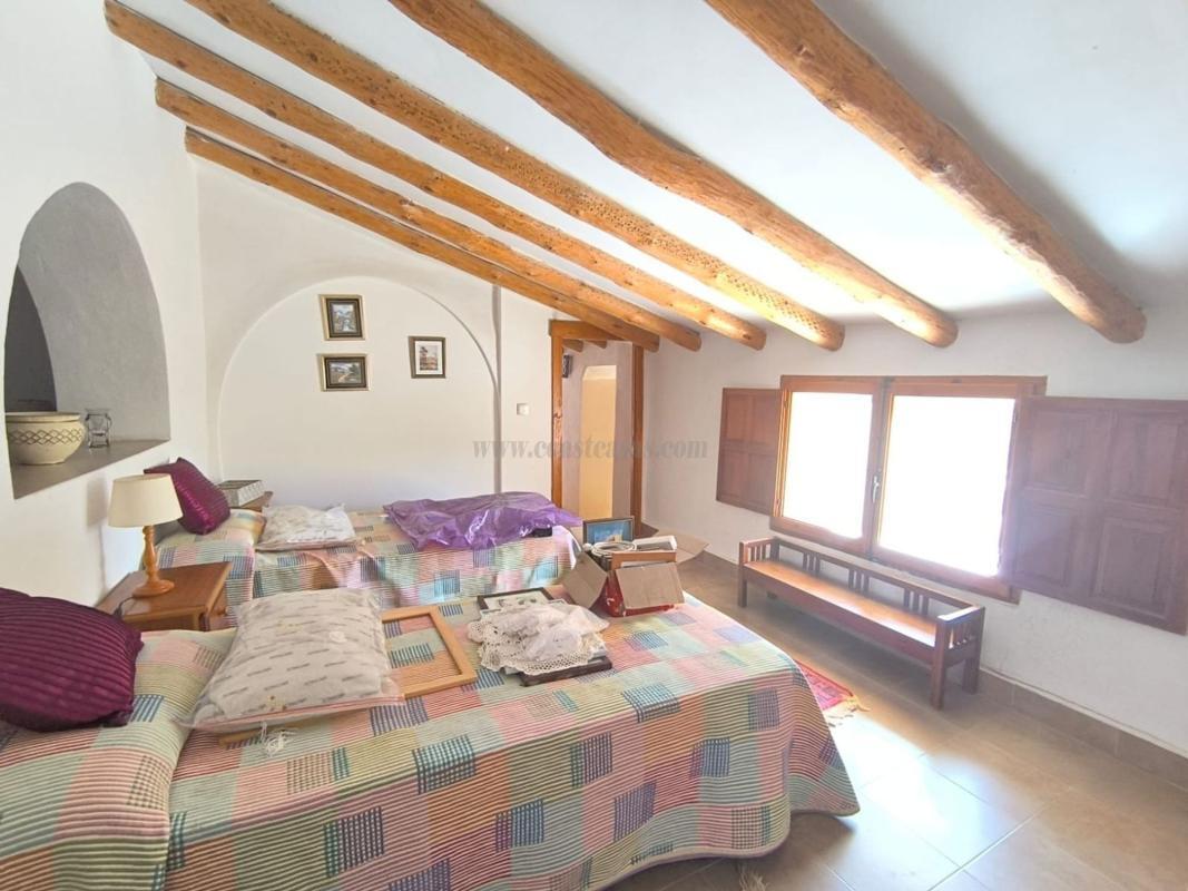 Venta de villa en Monovar