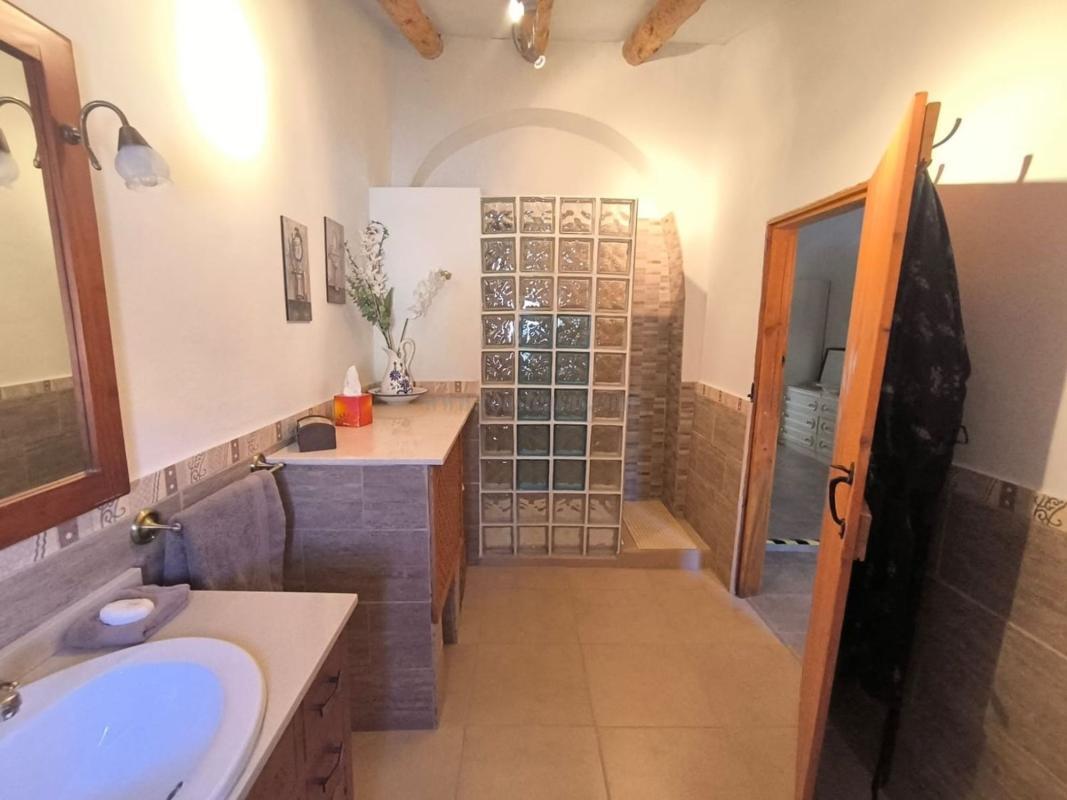 Venta de villa en Monovar
