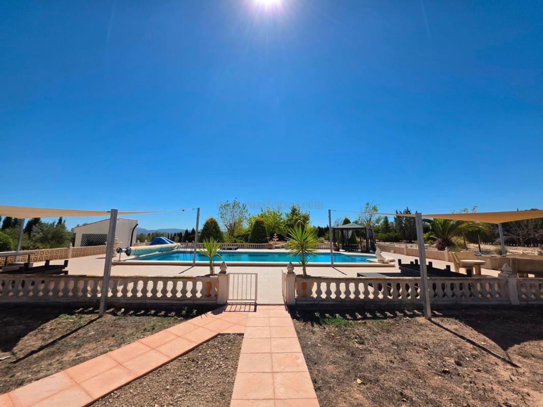 Venta de casas en Pinoso
