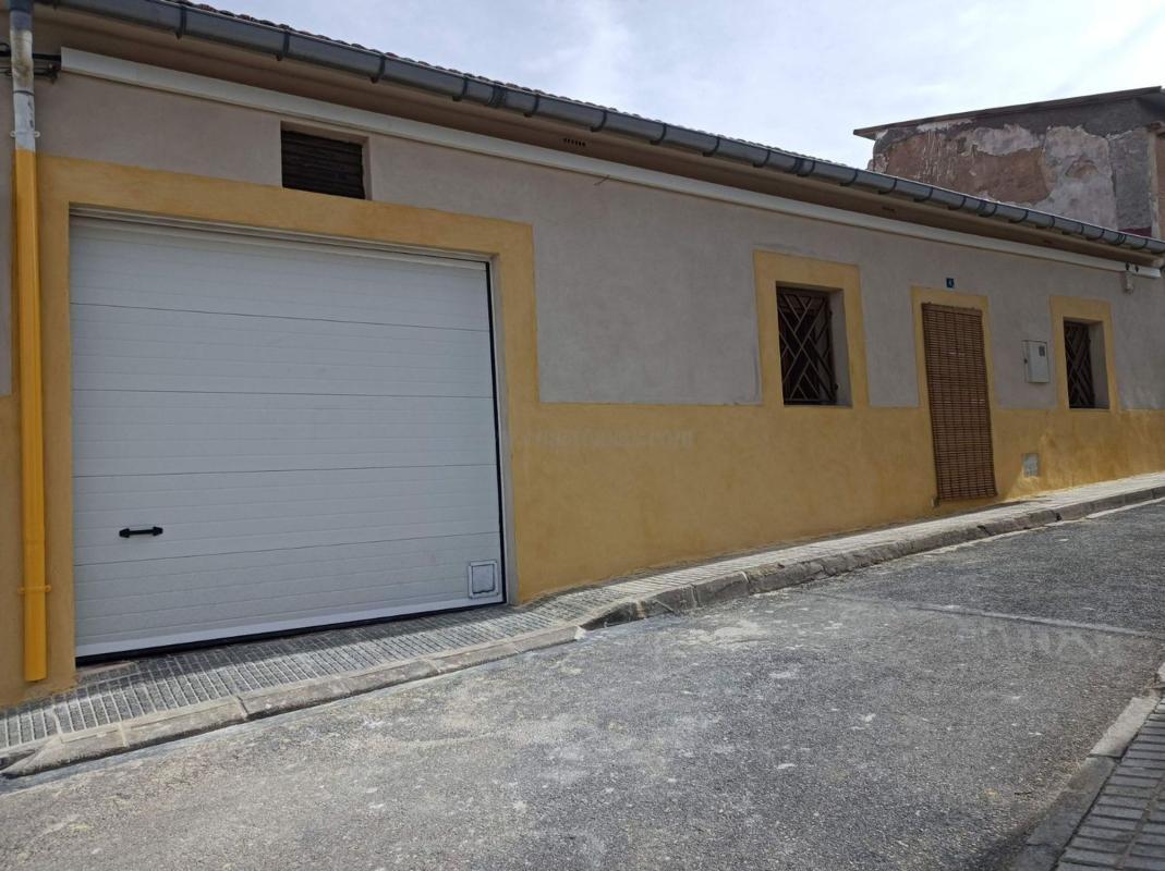Venta de villa en Pinoso