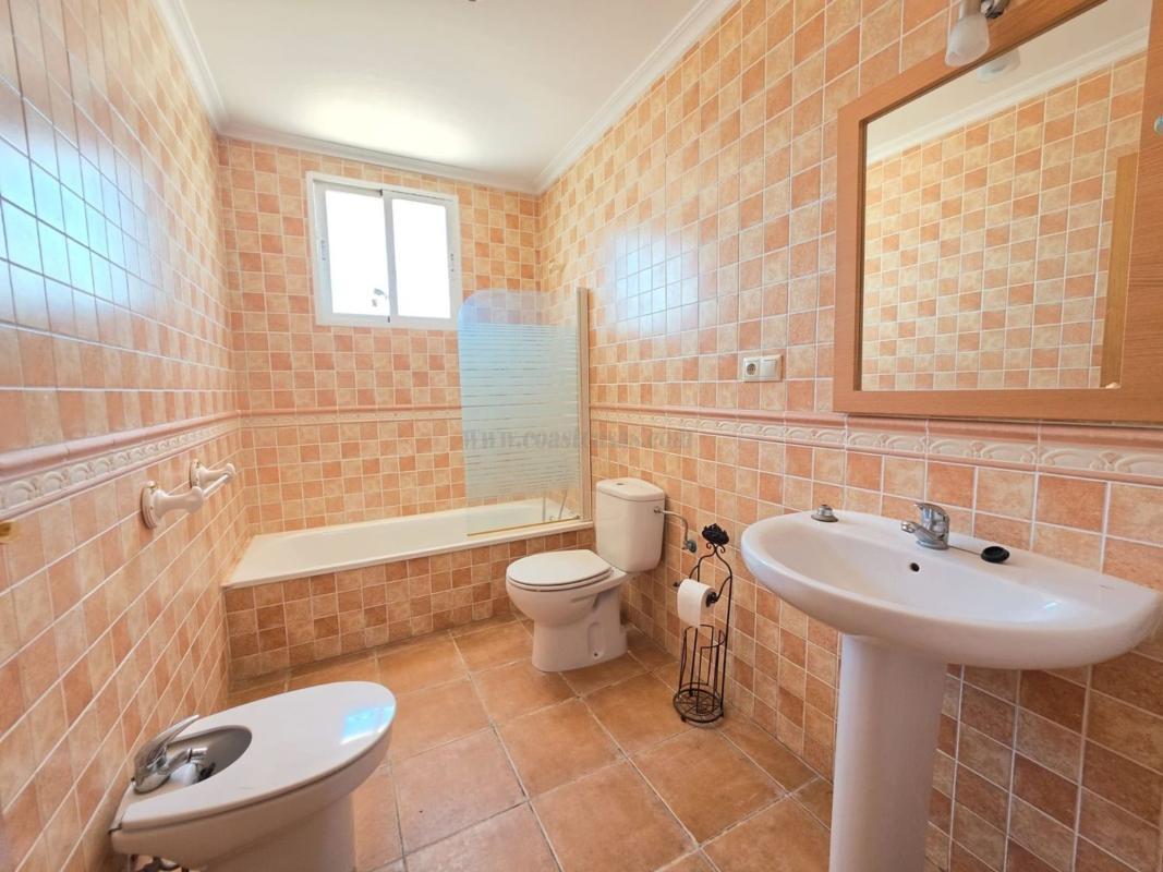 Venta de villa en Monovar