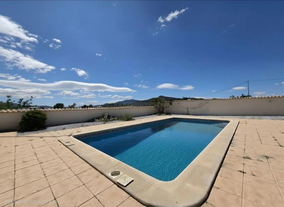 Venta de villa en Monovar
