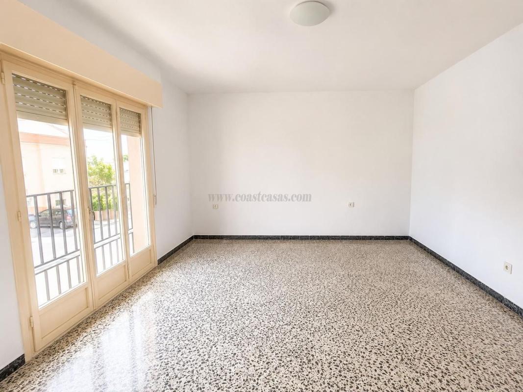 Venta de villa en Pinoso
