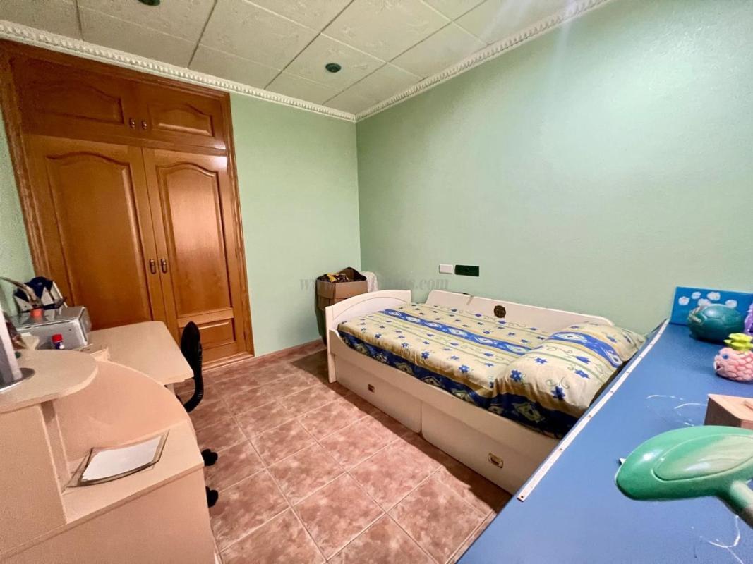 Venta de villa en Pinoso