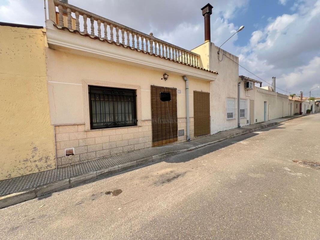 Venta de villa en Pinoso