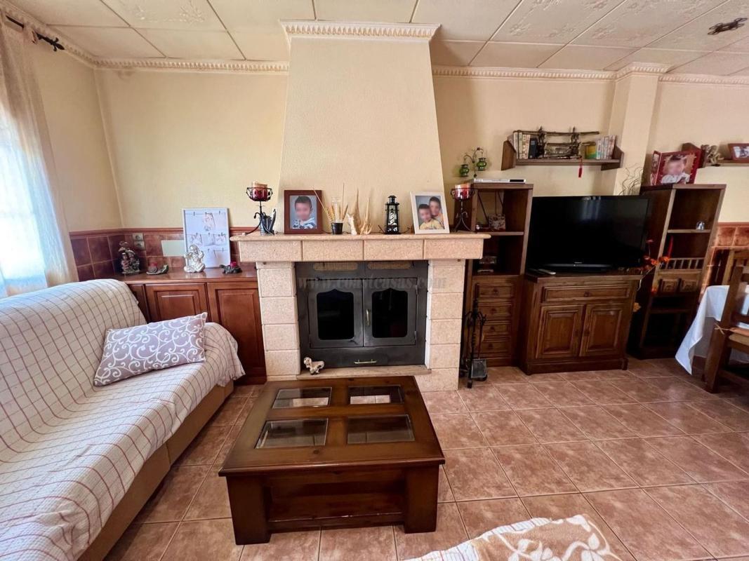 Venta de villa en Pinoso