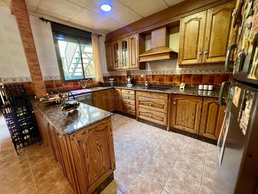 Venta de villa en Pinoso