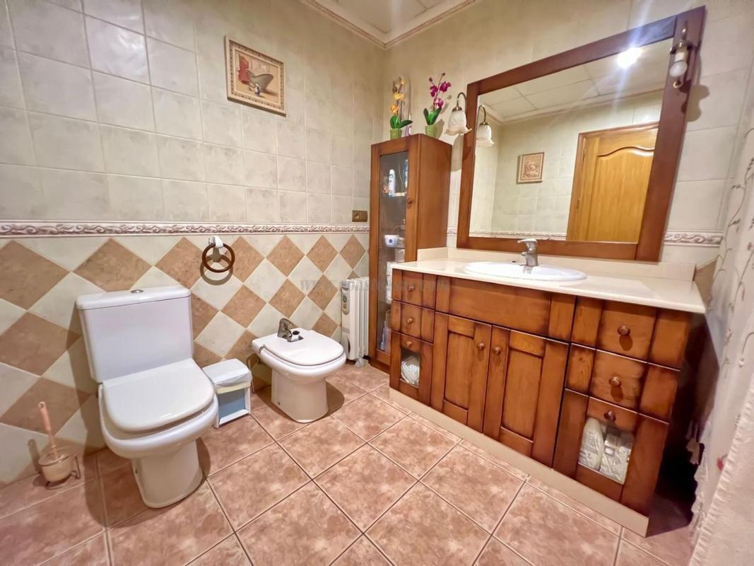 Venta de villa en Pinoso