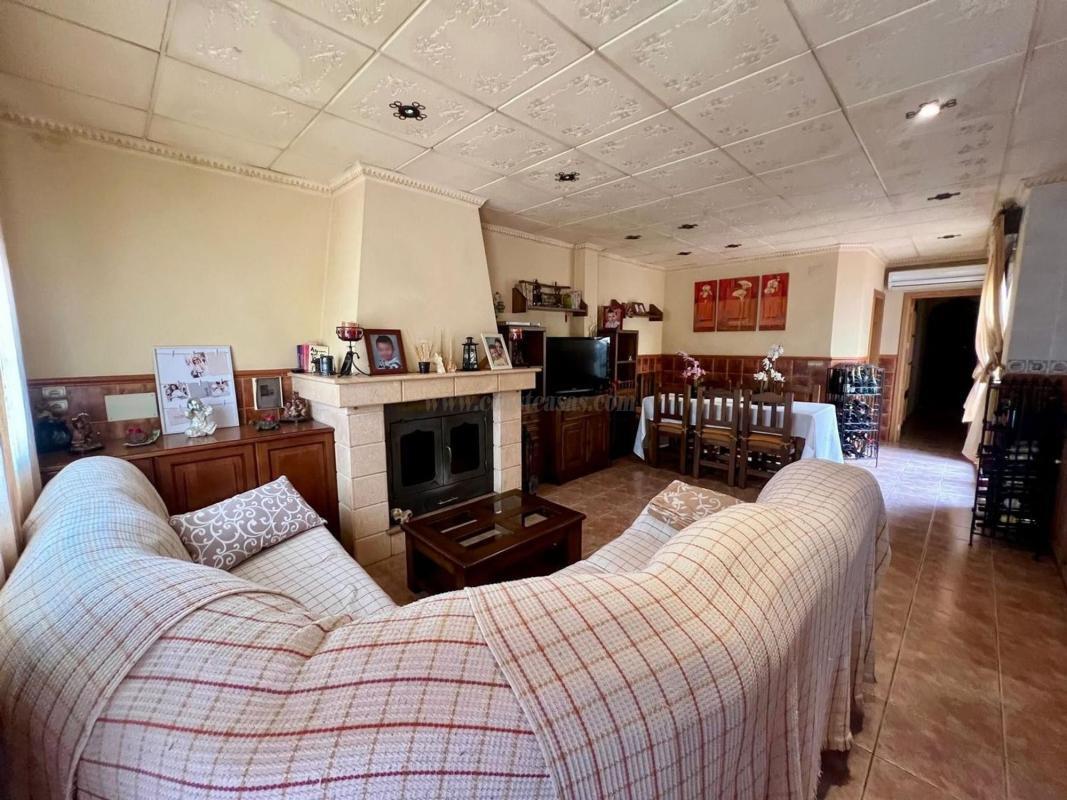 Venta de villa en Pinoso
