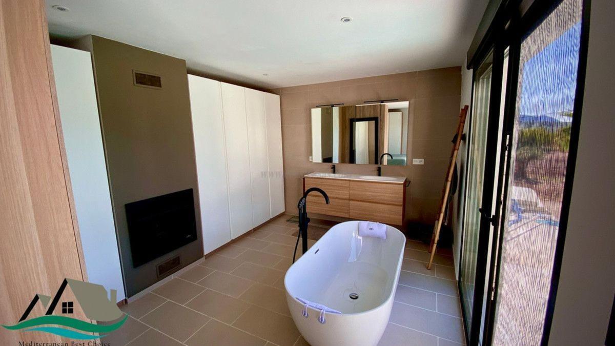 Venta de villa en Hondón de las Nieves