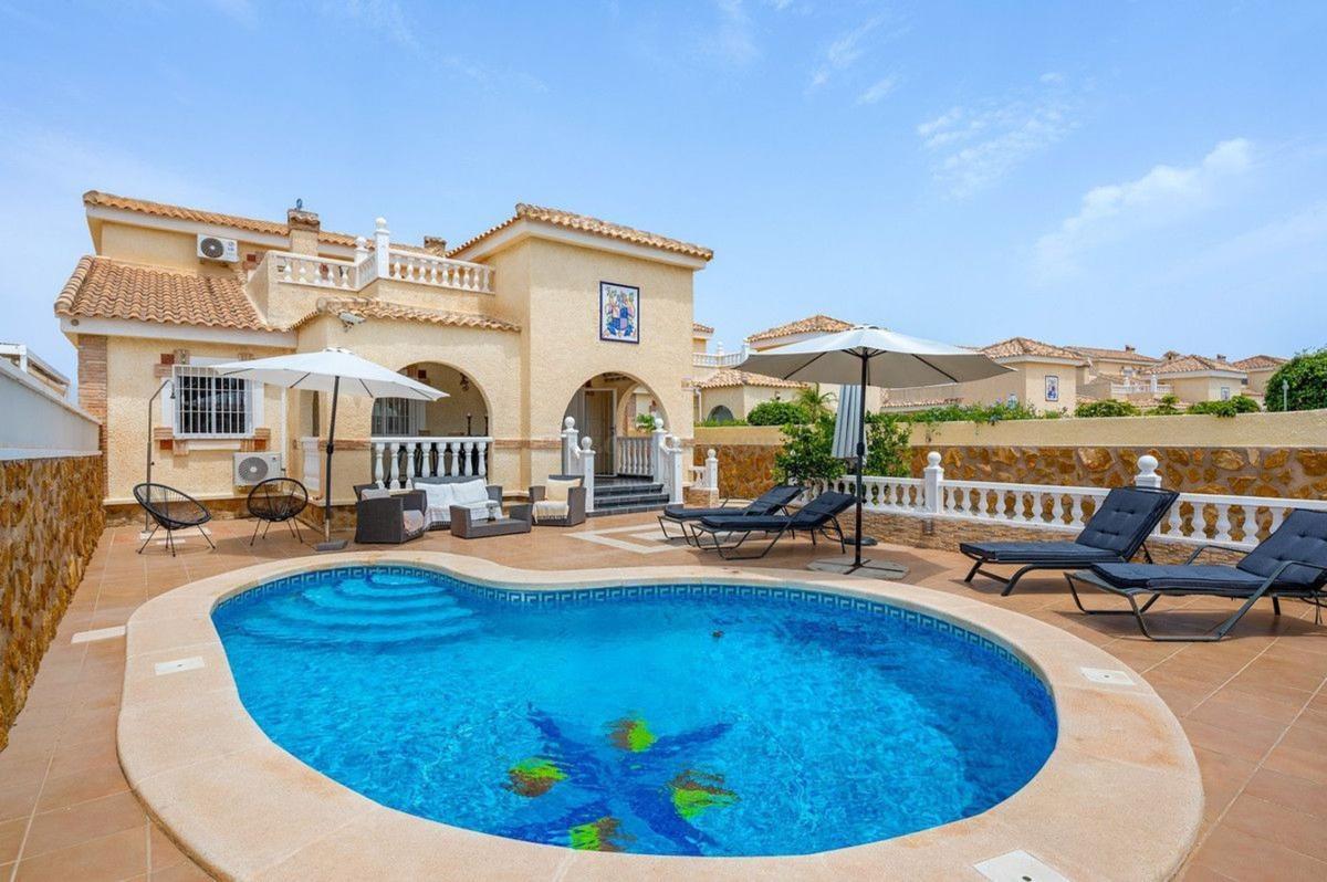 Venta de villa en Gran Alacant