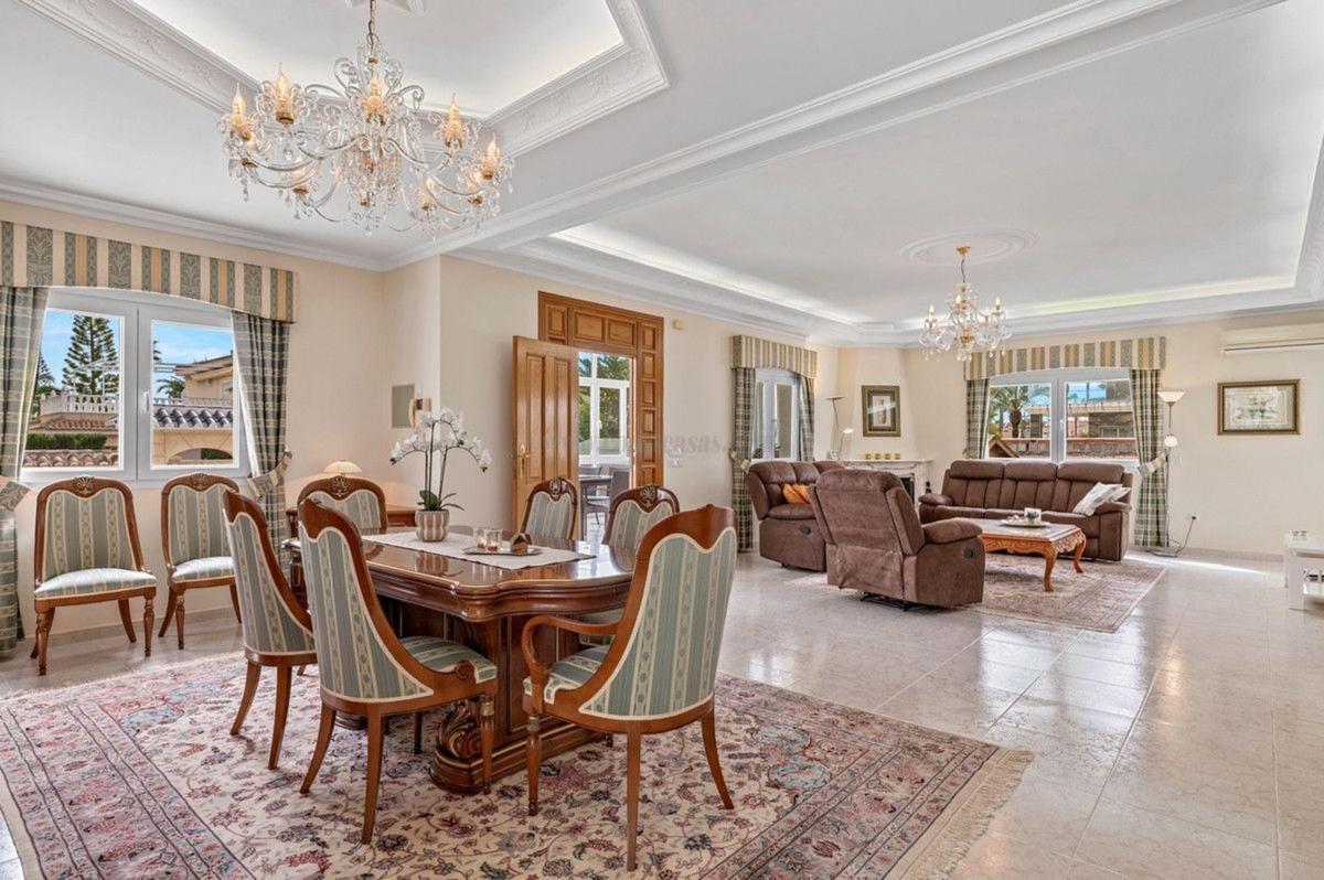 Venta de villa en Rojales
