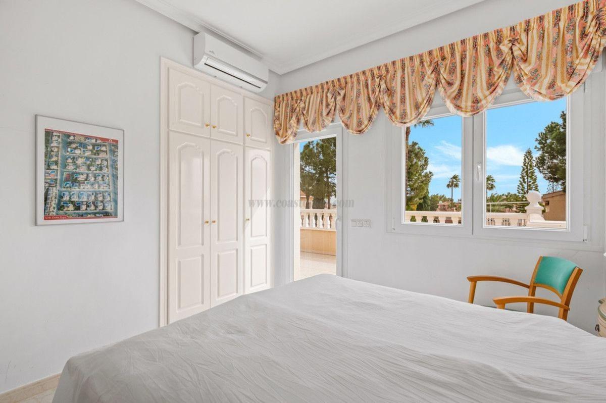 Venta de villa en Rojales