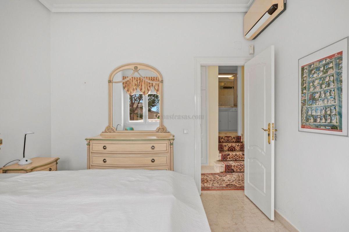 Venta de villa en Rojales