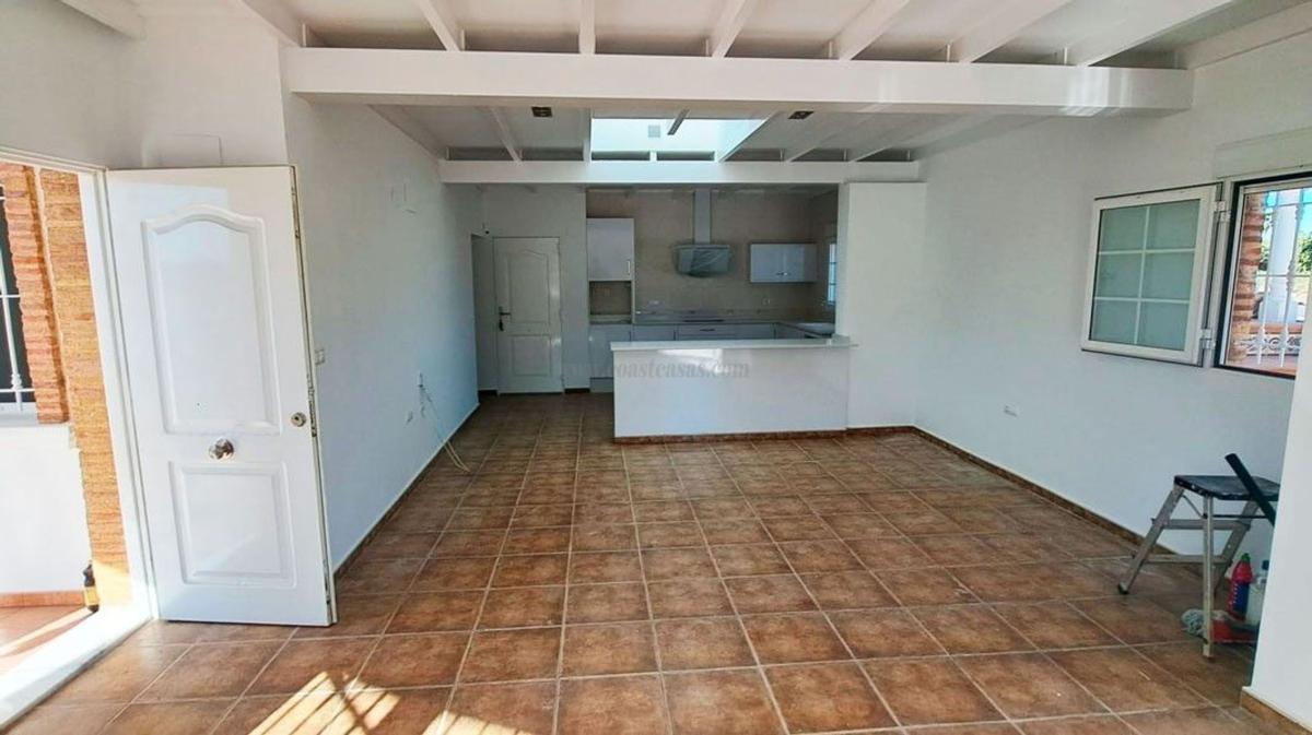 Venta de villa en Catral