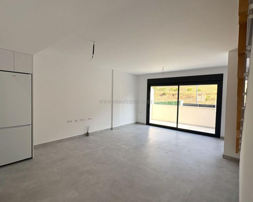 Venta de villa en Cox