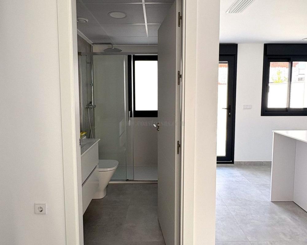 Venta de villa en Cox
