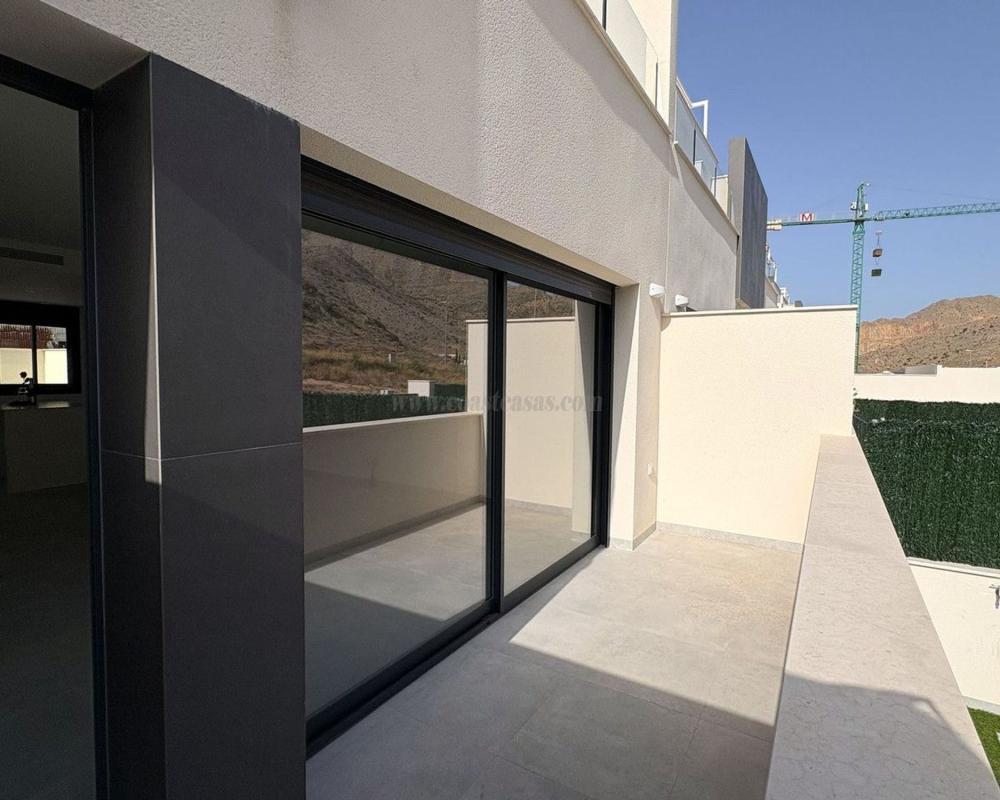 Venta de villa en Cox