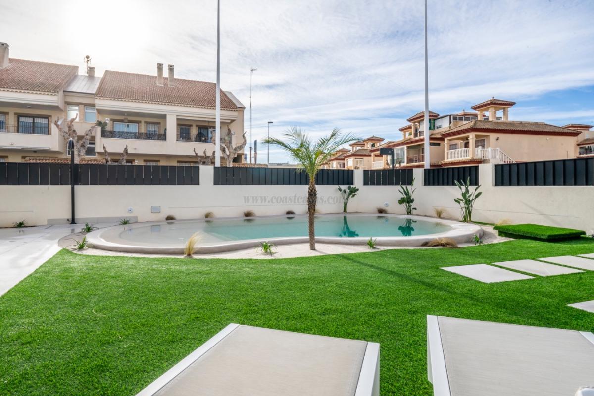 Venta de villa en Roldán