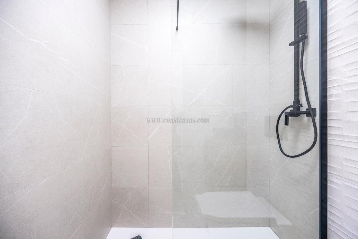 Venta de villa en Roldán