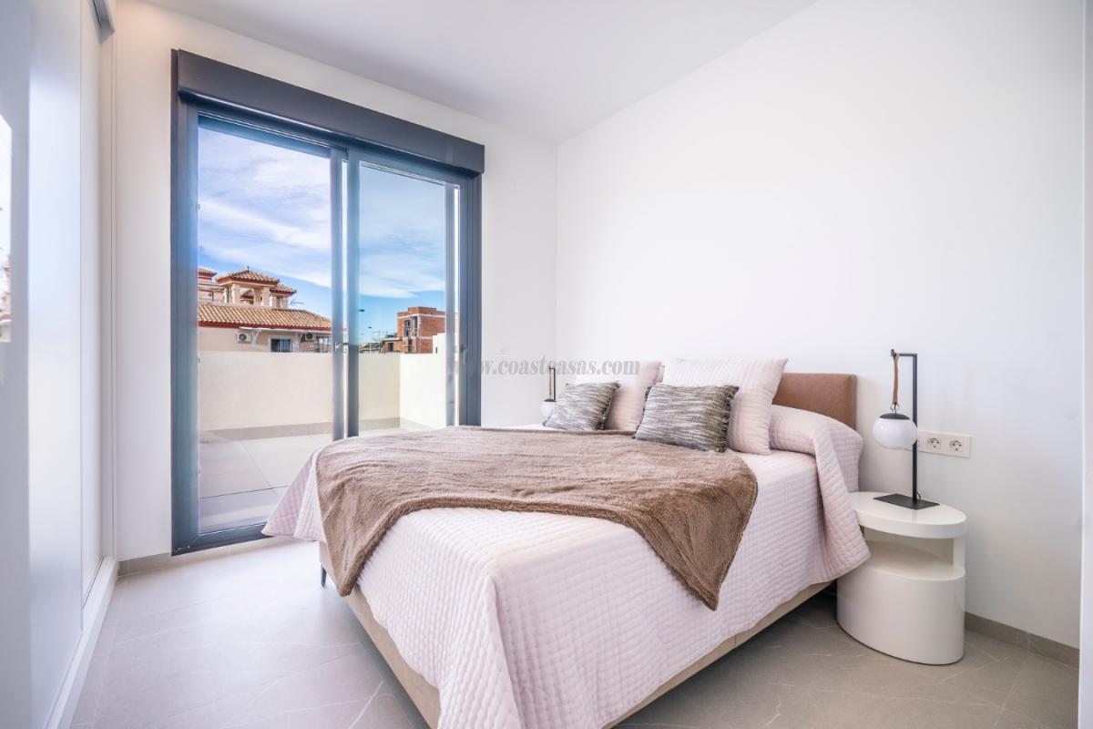 Venta de villa en Roldán