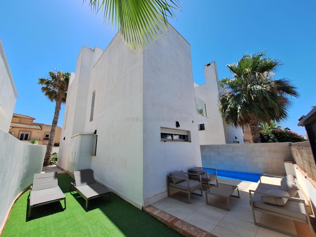 Venta de villa en Torrevieja