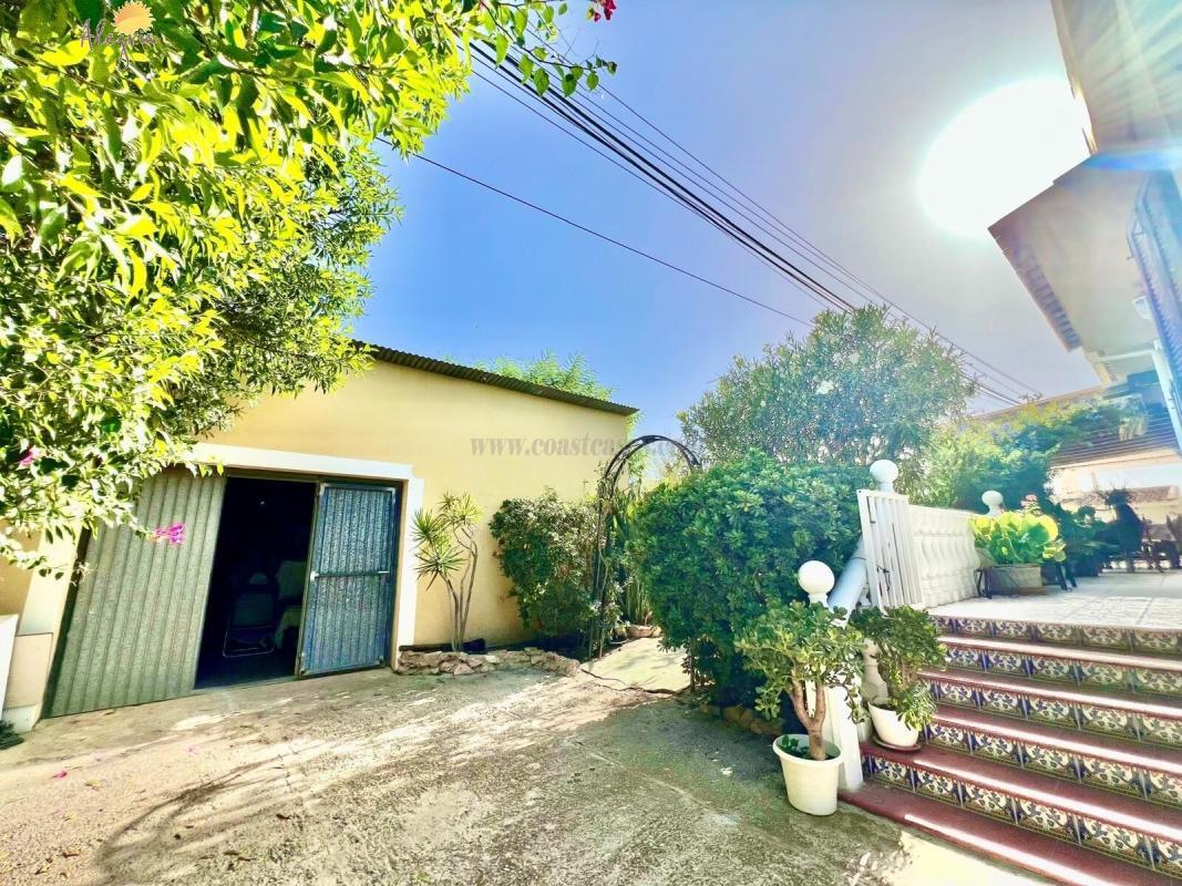 Venta de villa en Daya Vieja