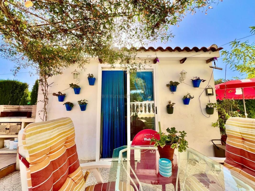 Venta de villa en Daya Vieja