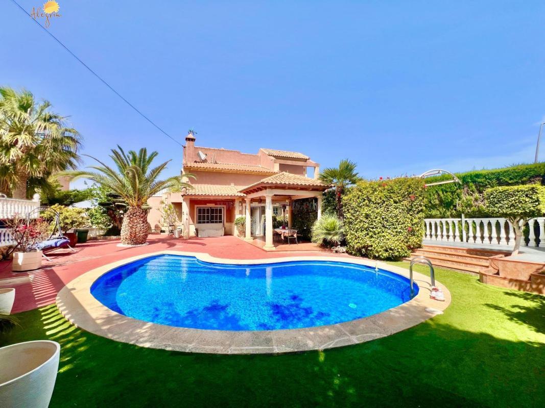 Venta de villa en Torrevieja