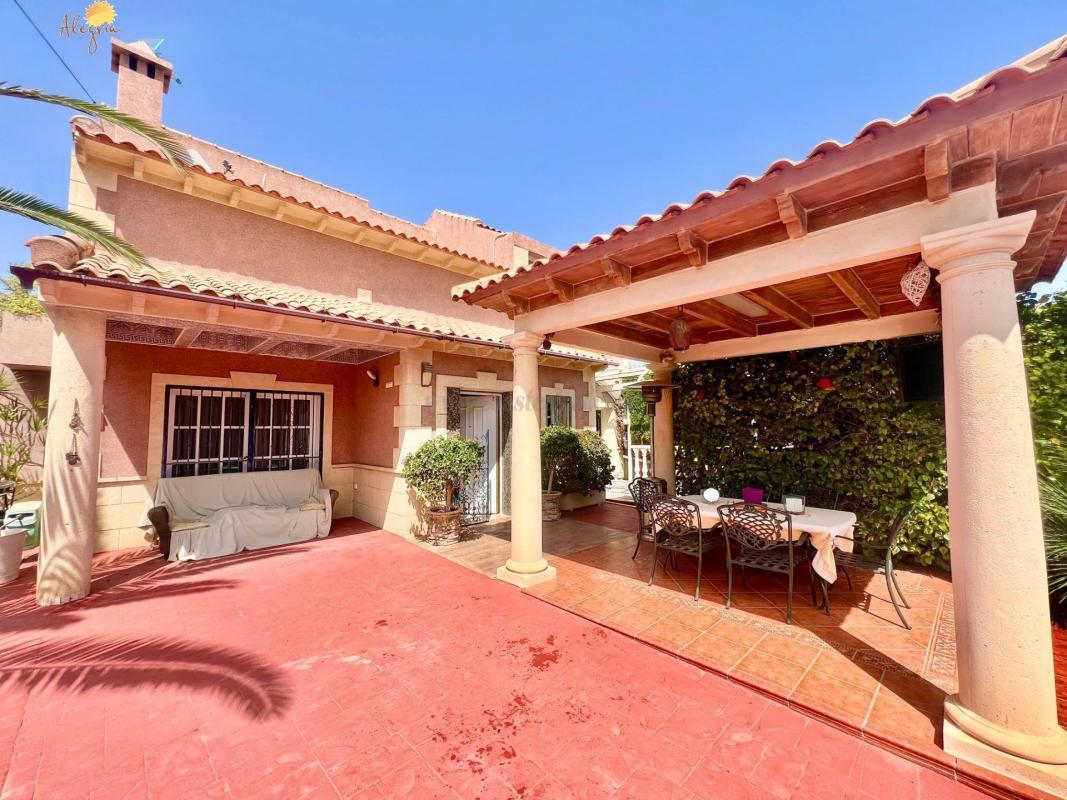 Venta de villa en Torrevieja