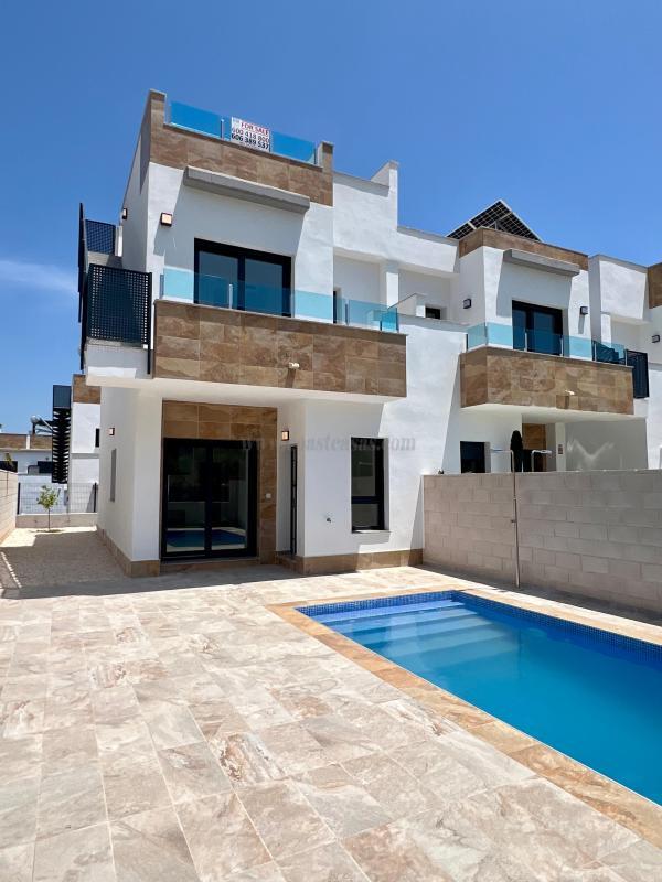 Venta de villa en Polop