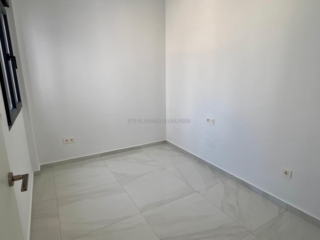 Venta de villa en Polop
