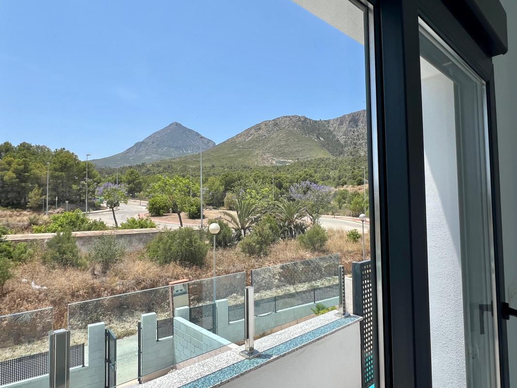 Venta de villa en Polop