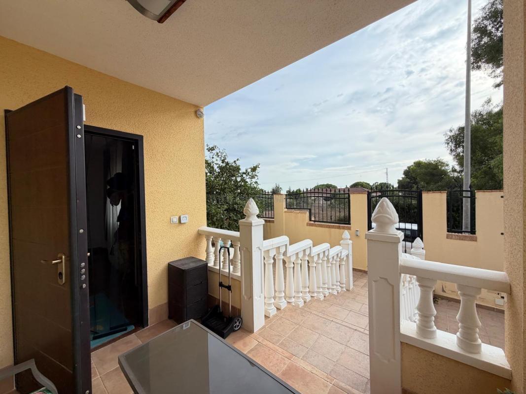 Venta de villa en Orihuela