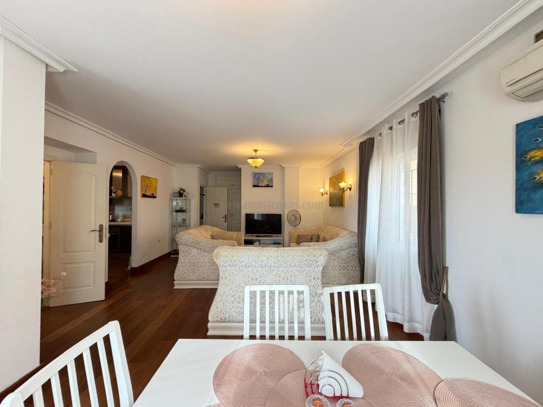Venta de villa en Orihuela