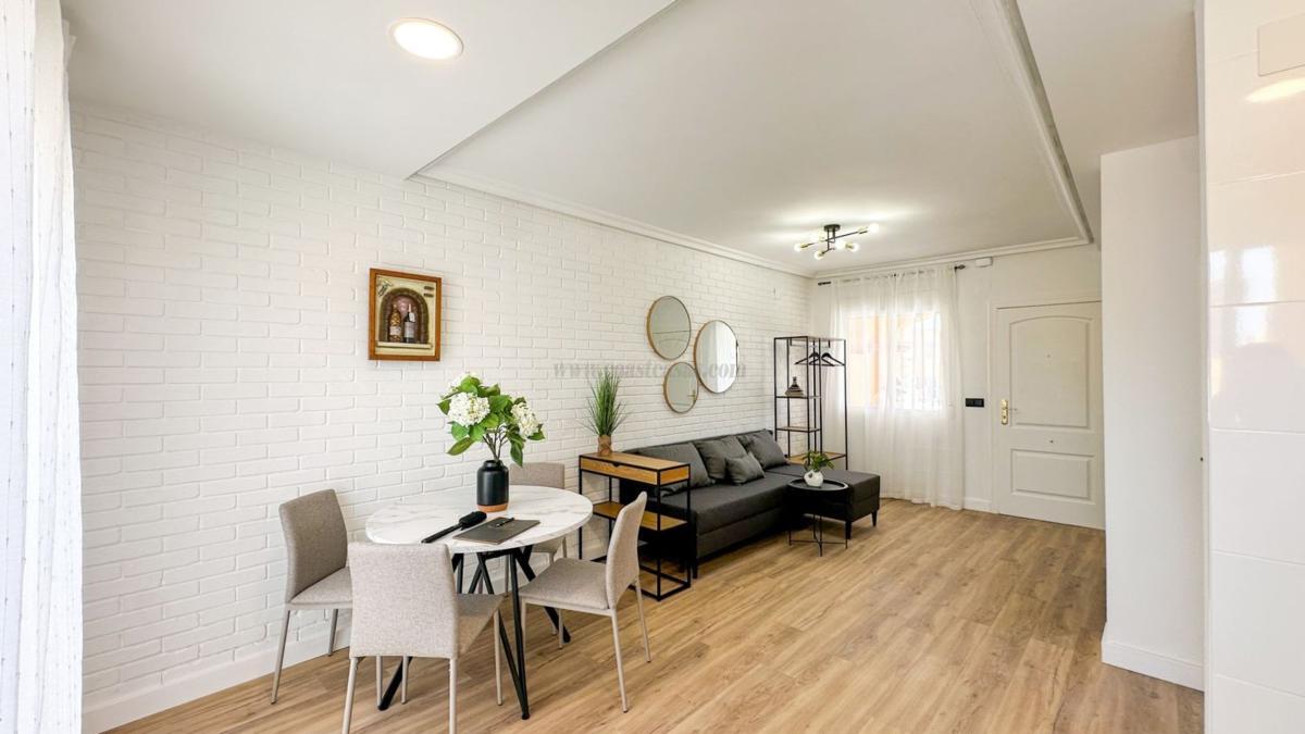 Venta de villa en Orihuela