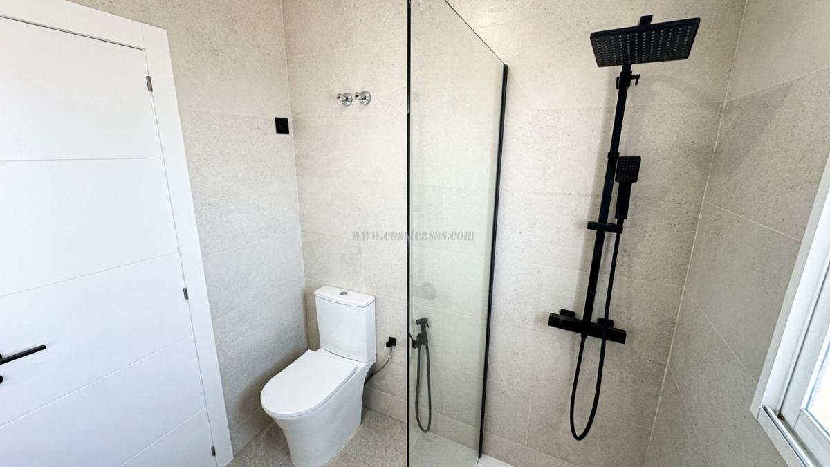 Venta de villa en Orihuela
