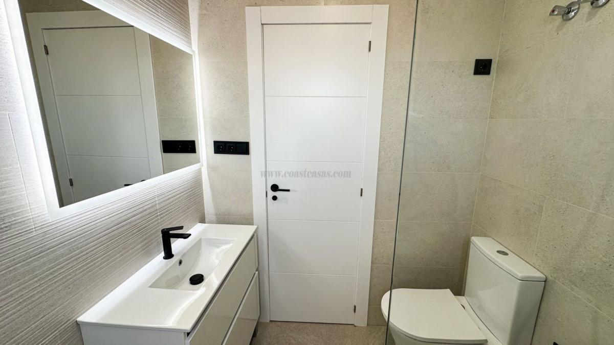 Venta de villa en Orihuela