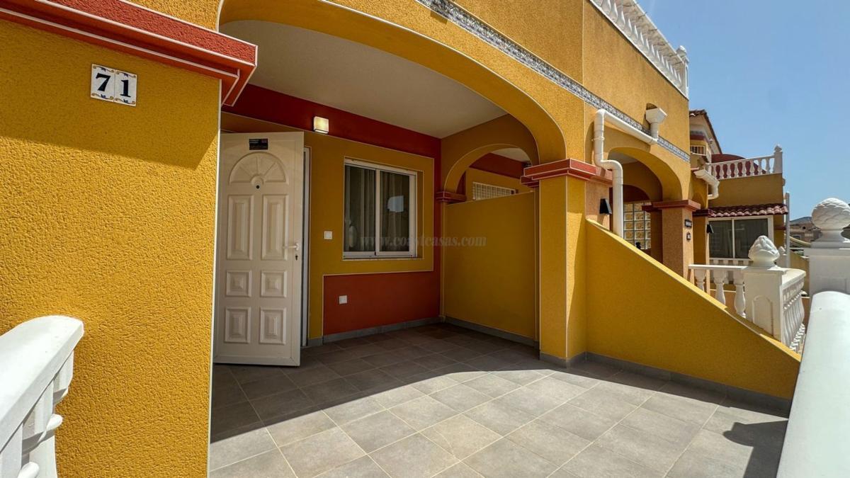 Venta de villa en Orihuela
