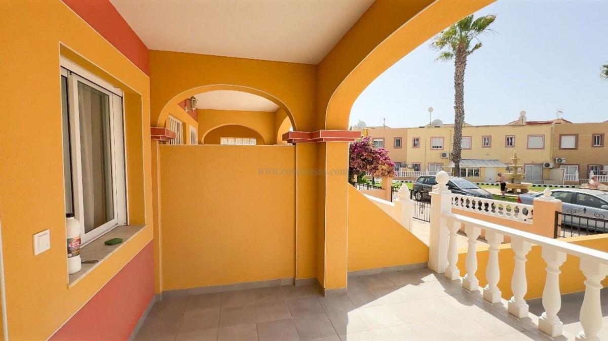 Venta de villa en Orihuela