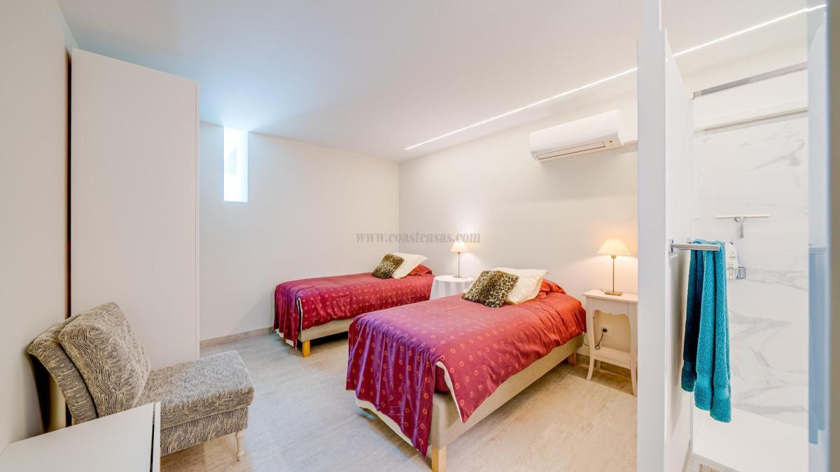 Venta de villa en Finestrat